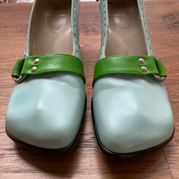 John Fluevog Hi Choice Vanny’s leather lime green & light blue heels NEAR MINT - Picture 5 of 9